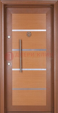Коричневая входная дверь c МДФ панелью ЧД-33 в частный дом в Старой Купавне