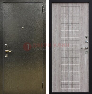 Железная темная дверь с порошковым покрытием и филенчатой МДФ ДП-297 в Старой Купавне