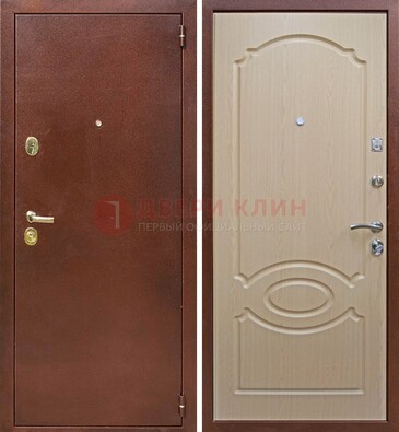Коричневая металлическая дверь с порошковым окрасом ДП-76 в Старой Купавне
