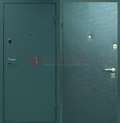 Зеленая стальная дверь с порошковым покрытием ДП-93 в Старой Купавне
