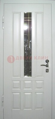 Белая металлическая дверь со стеклом ДС-1 в загородный дом в Старой Купавне