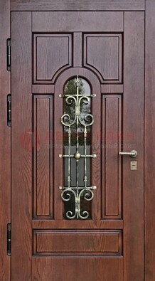 Cтальная дверь со стеклом и ковкой в коричневом цвете ДСК-119 в Старой Купавне