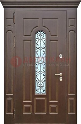 Коричневая железная дверь со стеклом ковкой для частного дома ДСК-133 в Старой Купавне