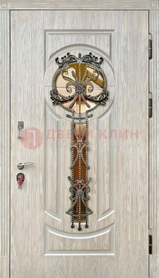 Светлая железная дверь со стеклом ковкой для коттеджа ДСК-134 в Старой Купавне