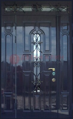 Глянцевая полуторная дверь Винорит стекло и ковка ДСК-275 в Старой Купавне