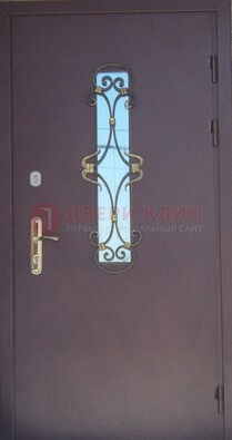 Металлическая дверь со стеклом и ковкой ДСК-77 в Старой Купавне