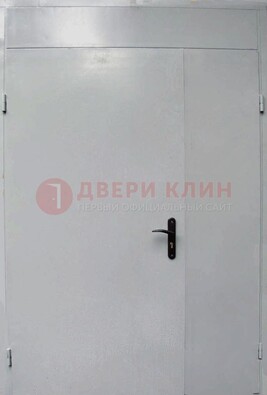 Белая металлическая тамбурная дверь ДТМ-5 в Старой Купавне