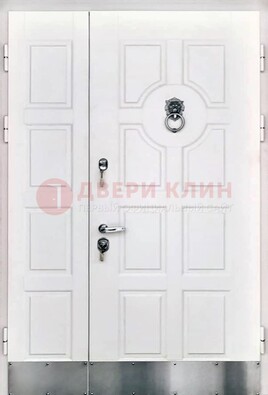 Белая входная дверь с виноритом ДВТ-246 в Старой Купавне